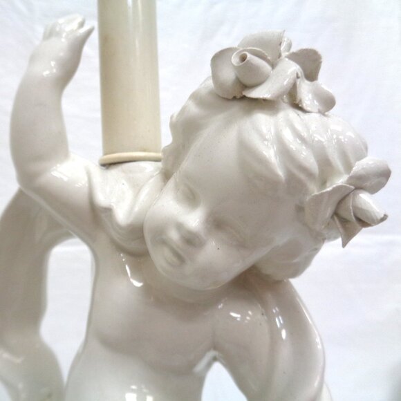 Neoclassical White Porcelain Cherub Lamp 1940's - Picture 16 of 16
